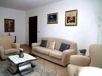 Apartment La Casa Dei Platani Cherasco